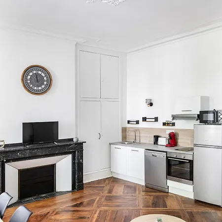 Gambetta201cahorscitystay * Cahors